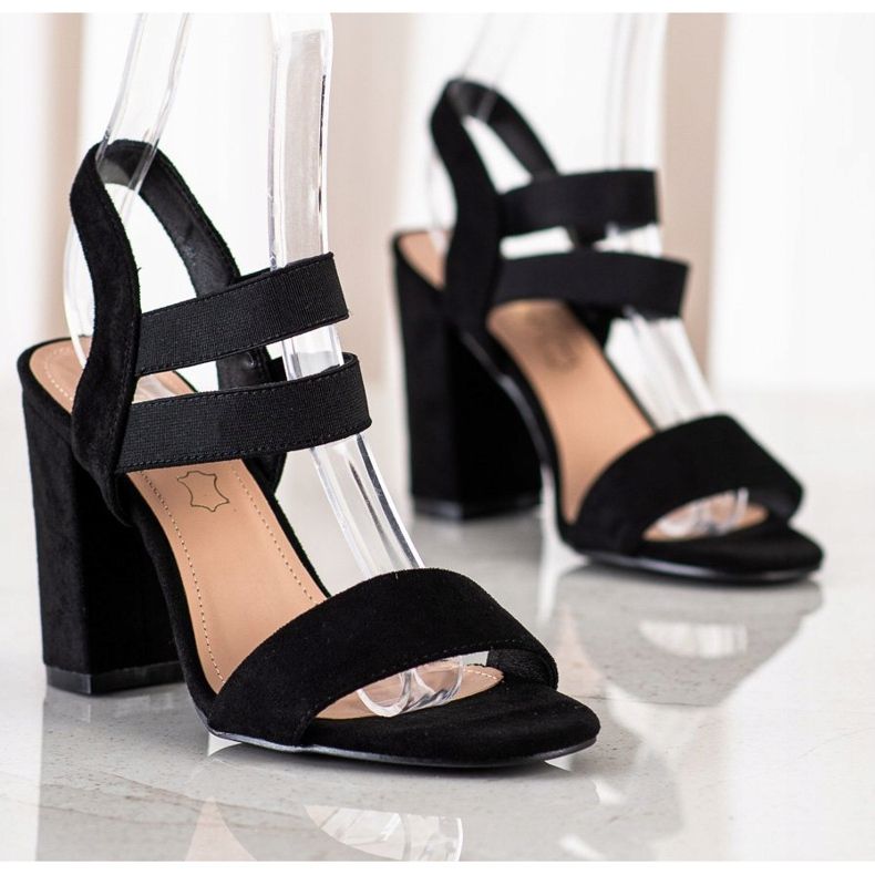 Evento Sandales à enfiler sur un bar noir 1