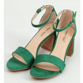 Sandales à talons vertes 8741 Vert 2