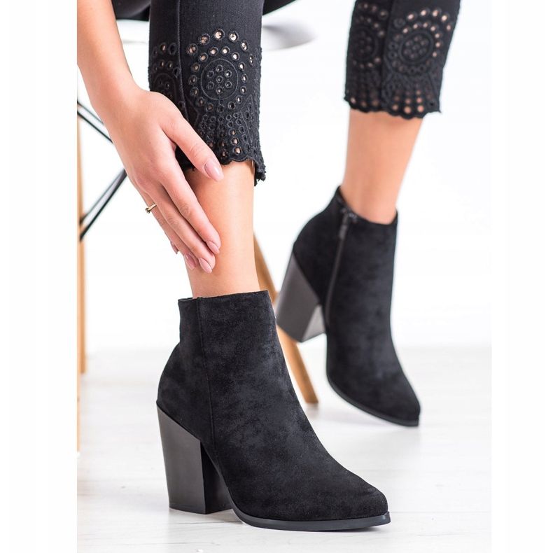 Marquiz Bottes sur un poste large le noir 1