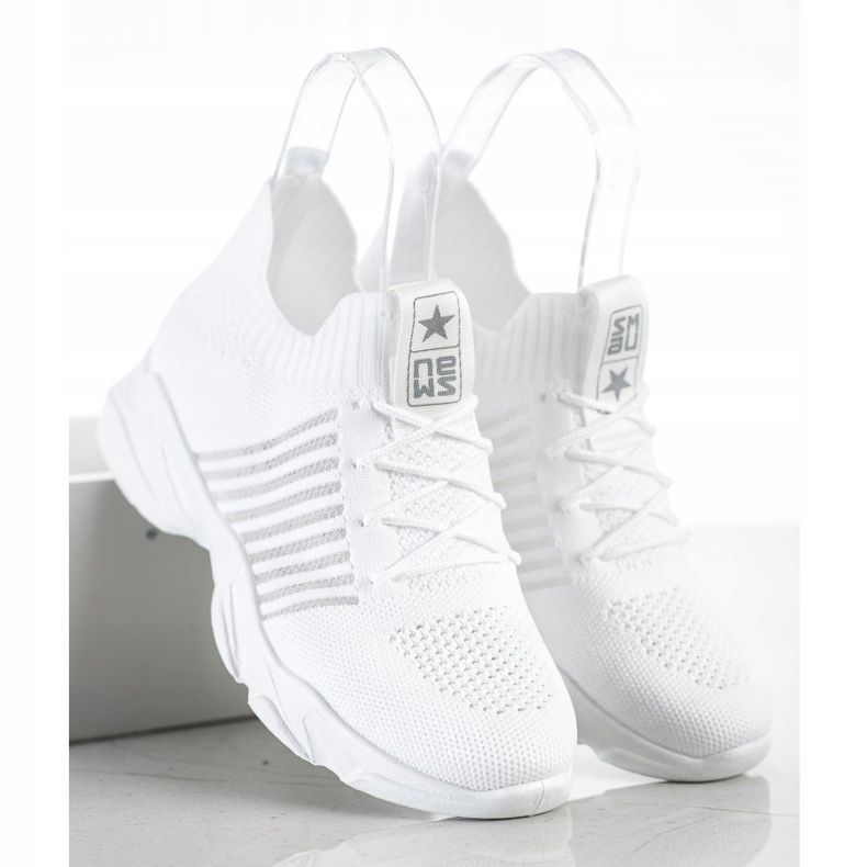 SHELOVET Chaussures de sport blanches claires 1 SHELOVET Chaussures de sport blanches claires 1
