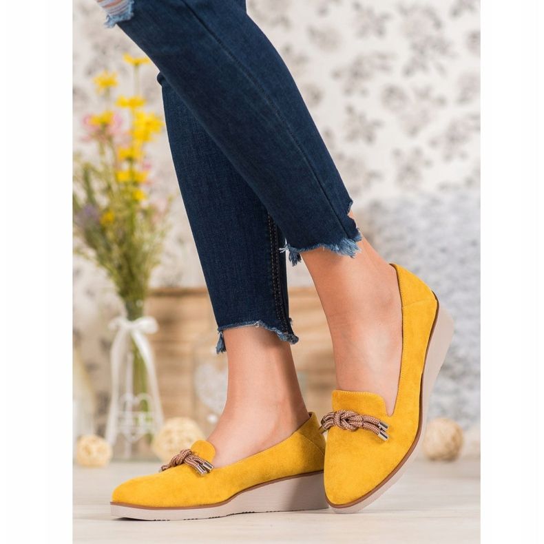 Seigneurs jaunes sur le coin VINCEZA 2