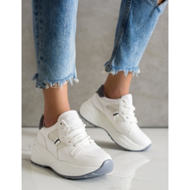 Weide Baskets blanches claires 1
