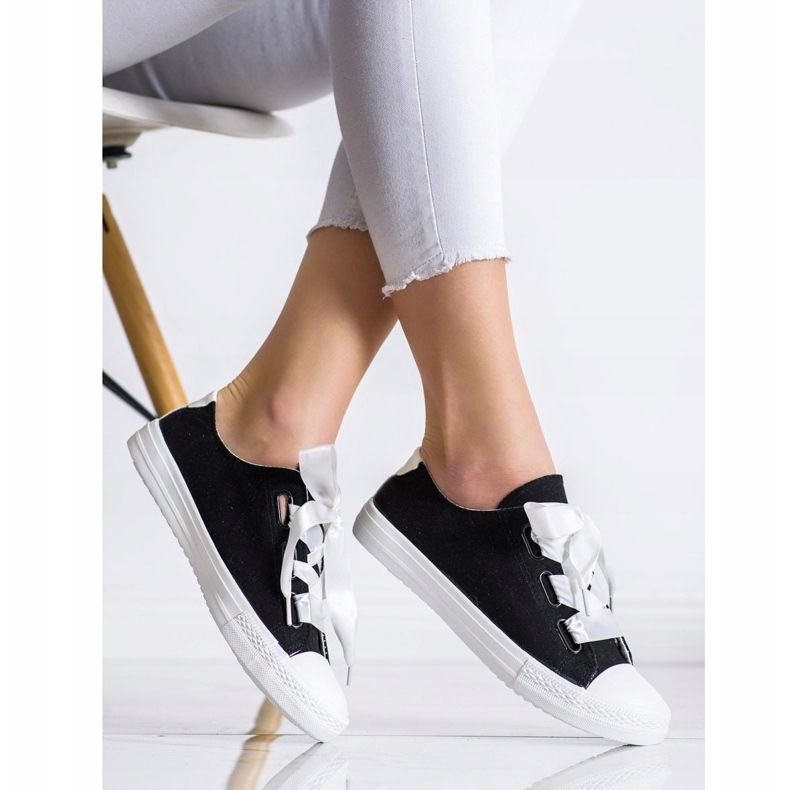 SHELOVET Baskets nouées élégantes noir 1