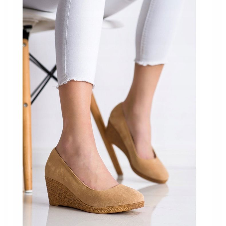 Goodin Pompes compensées légères beige 2