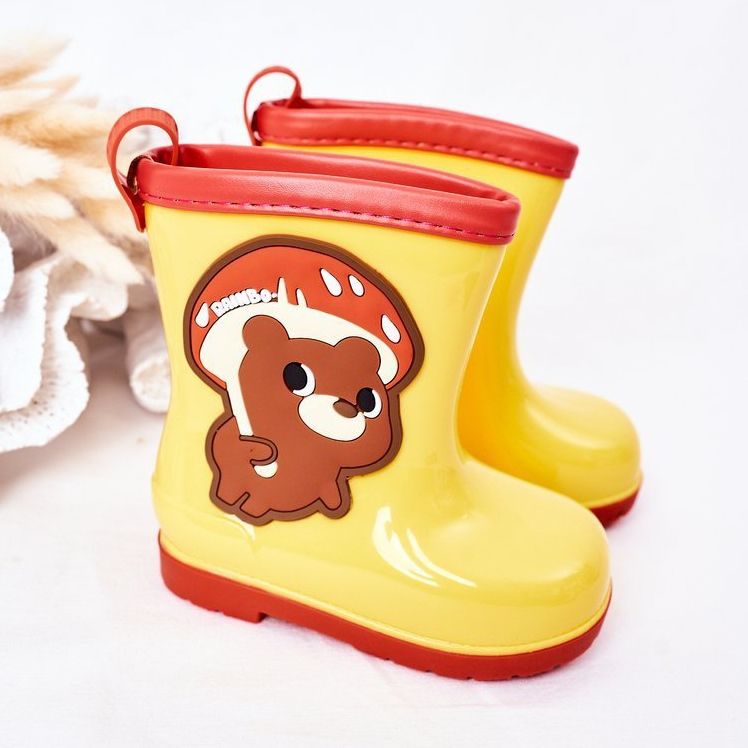 Galoches jaunes pour enfants avec un ours en peluche 2