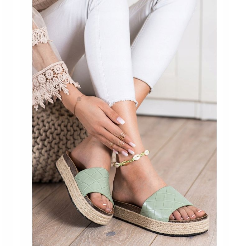 SHELOVET Pantoufles Sur La Plateforme vert 1