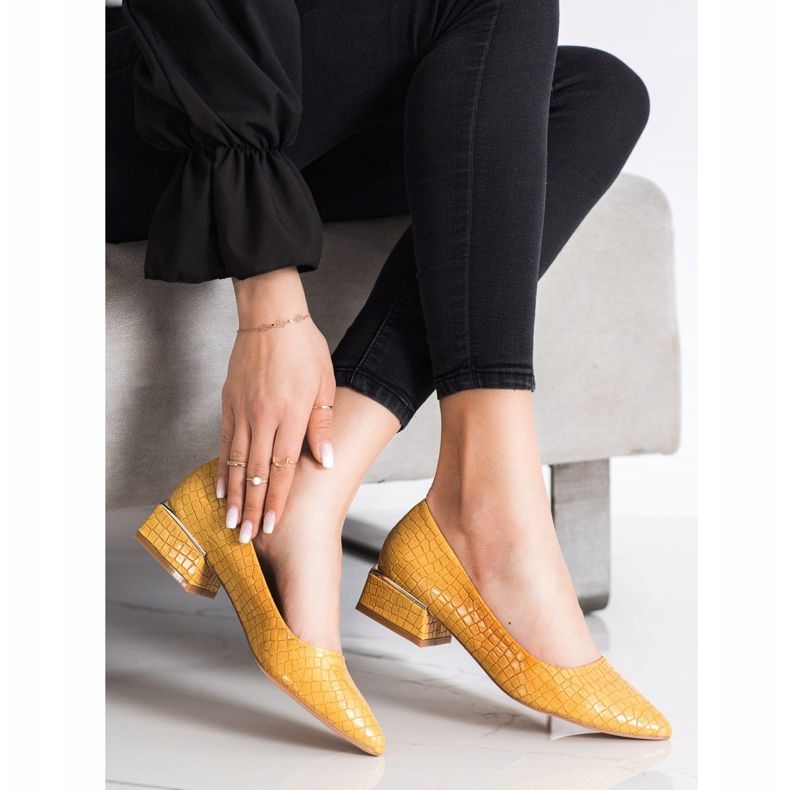 Goodin Escarpins jaunes imprimé serpent 1
