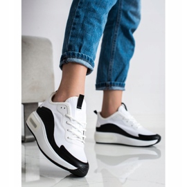 SHELOVET Baskets de sport sur la plate-forme blanc noir 1