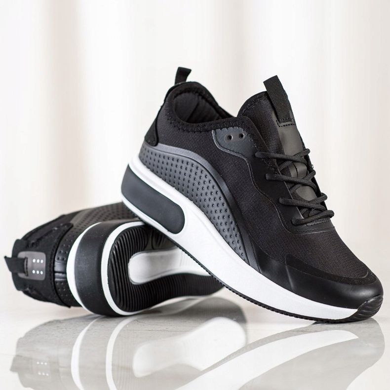 SHELOVET Baskets de sport sur la plate-forme noir 1