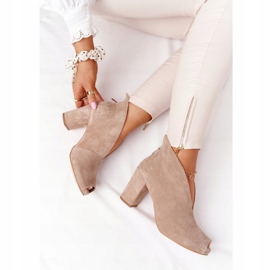Exquisite Bottines En Daim Sur Un Poteau Avec Une Coupe Exquise 1243 Beige 6