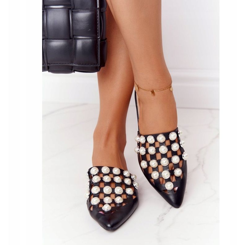 PS1 Pantoufles Ripple Noires Avec Tige Et Perles 1 PS1 Pantoufles Ripple Noires Avec Tige Et Perles 1