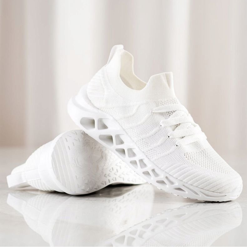 Chaussures de sport légères Mckeylor blanche 1