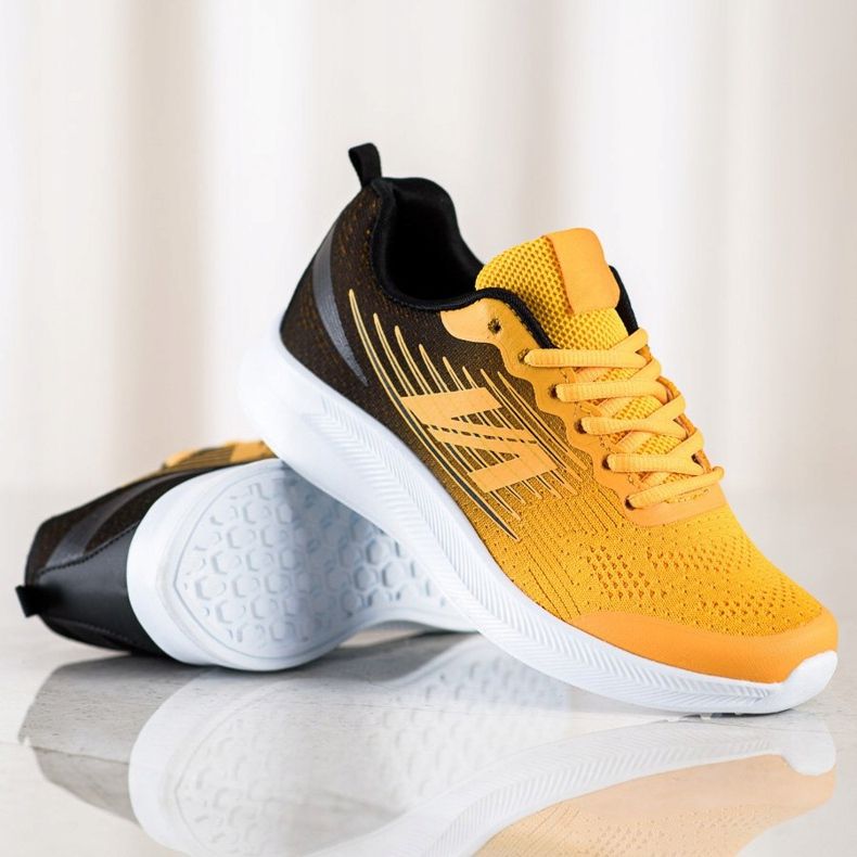 SHELOVET Baskets légères en textile le noir jaune 1