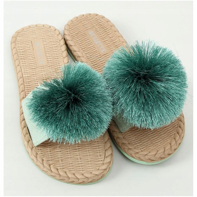 Chaussons menthe à pompon S-410 Vert 1