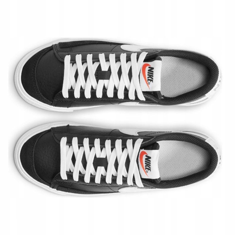 Chaussures Nike Blazer Low 77 Jr DA4074-002 noir 2