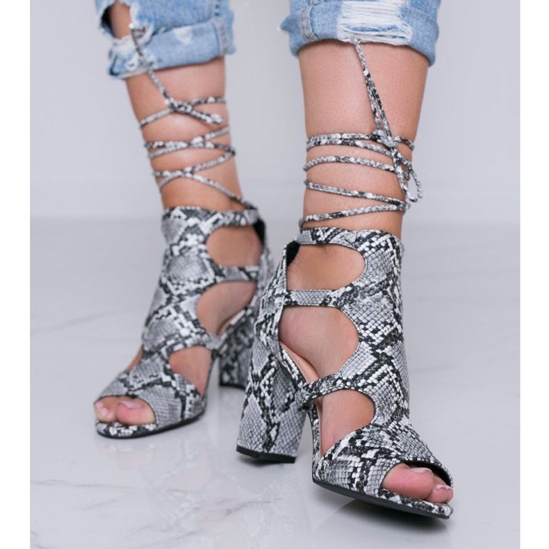 Sandales noires sur tige au motif peau de serpent Gold Jungle 1