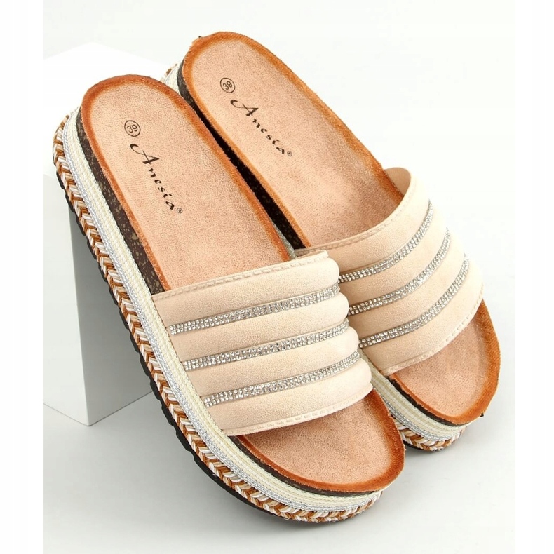 Chaussons sur la semelle décorée N-96 Beige 1