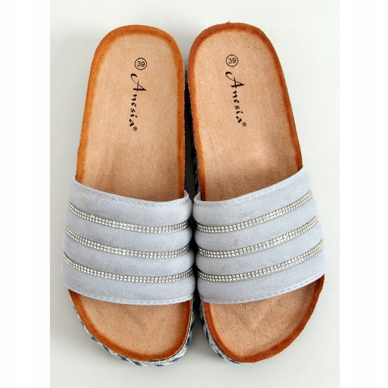 Bleu N-96 Chaussons bleus sur la semelle décorée 1