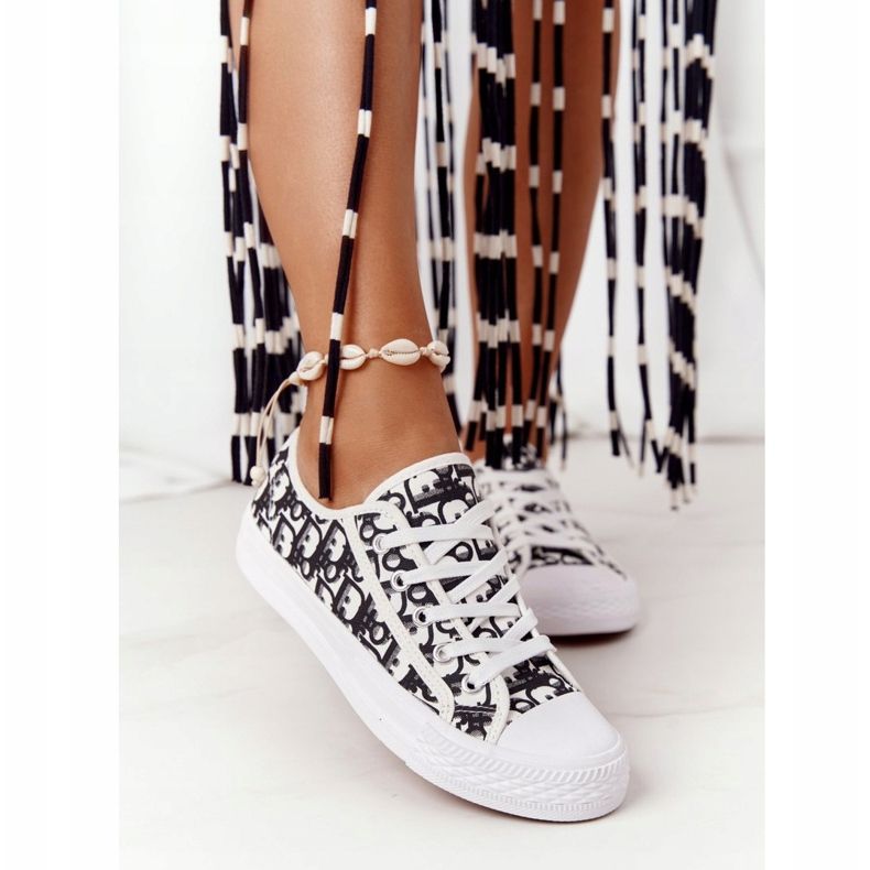 PS1 Baskets Logged Femme Blanches et Noires Day Off le noir 2