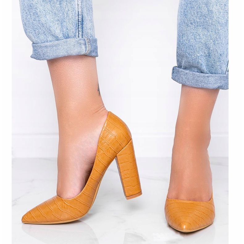 Escarpins marron sur tige avec motif peau de serpent This Way brun 1