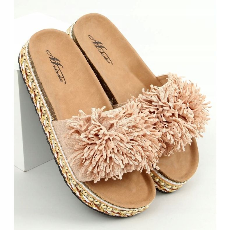 Beige 2260 Chaussons beiges sur la semelle décorée 1