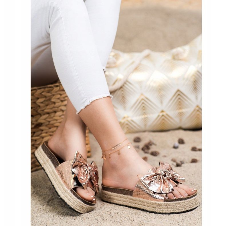 SHELOVET Pantoufles Brillantes Avec Un Noeud doré 1