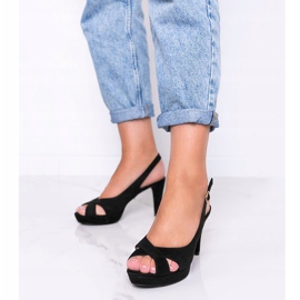 Sandales noires à talons hauts de Big Girl 1