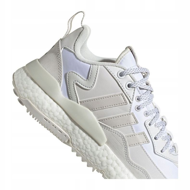 Chaussures Adidas Nite Jogger Winterized M FZ3660 blanc 2