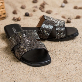 SHELOVET Pantoufles élégantes avec ornements noir 1