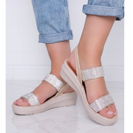 Sandales compensées beiges Sweet Rasp 1