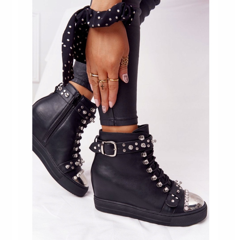 Bottines noires sur un coin avec strass Lu Boo le noir 1