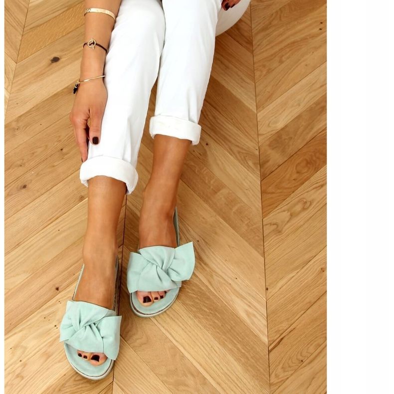 Menthe 8228 Chaussons verts sur semelle haute 1