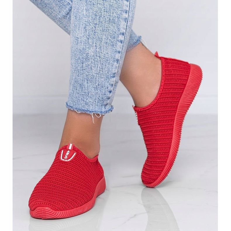 Baskets de sport rouges "Do it" 1