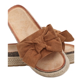 Vices Etaux 55-66-68-chameau brun 1