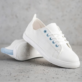 SHELOVET Baskets ajourées avec cuir écologique blanche 1