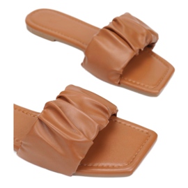 Vices Etaux LDAY-F25-68-chameau brun 1