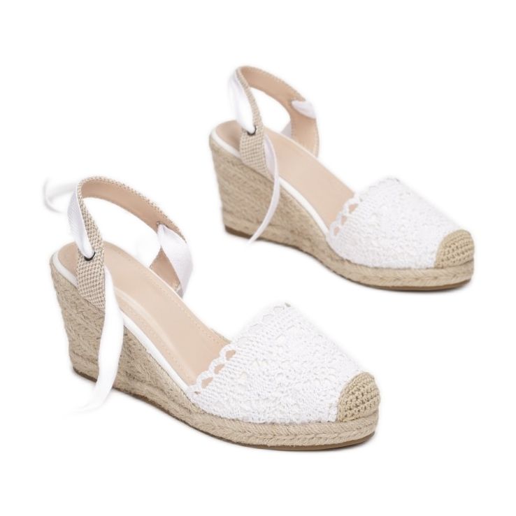 Vices Etaux 77-253-71-blanc blanche 1 Vices Etaux 77-253-71-blanc blanche 1