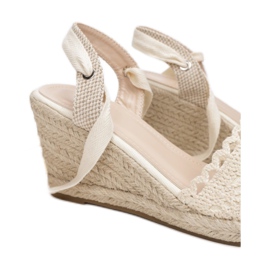 Vices Etaux 77-253-42-beige 1