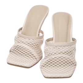 Vices Etaux 93121-12-42-beige 1 Vices Etaux 93121-12-42-beige 1