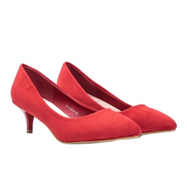 Escarpins rouges sur le talon bas Comme toi 1