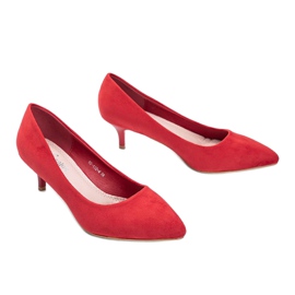 Escarpins rouges sur le talon bas Comme toi 2