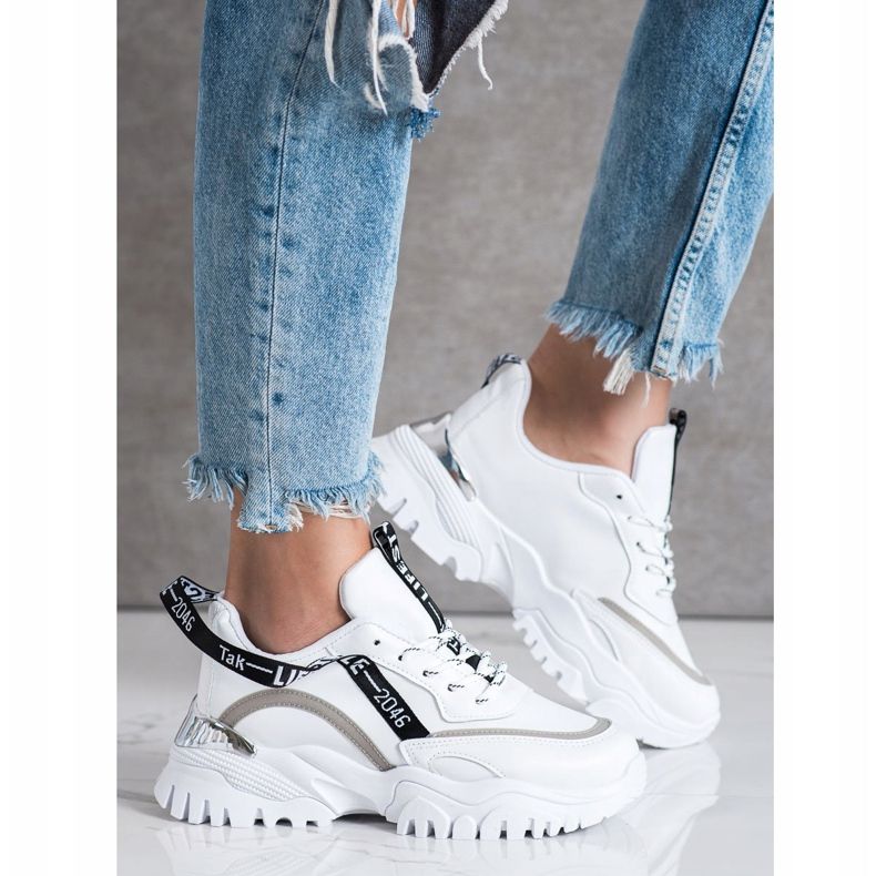 Ideal Shoes Baskets mode blanches 1