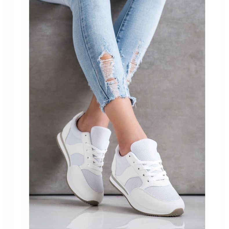 SHELOVET Chaussures de sport avec maille blanche 2 SHELOVET Chaussures de sport avec maille blanche 2