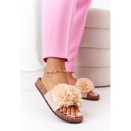 Chaussons Flowerbomb beiges sur semelle en liège 2 Chaussons Flowerbomb beiges sur semelle en liège 2