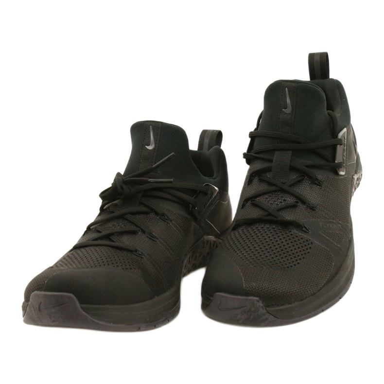 Chaussure d'entraînement Nike Metcon Flyknit 3 M AQ8022-010 le noir 1