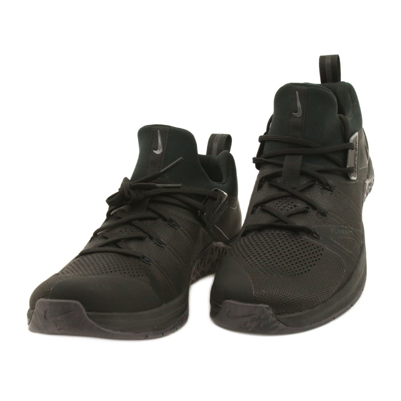 Chaussure d'entraînement Nike Metcon Flyknit 3 M AQ8022-010 le noir 1