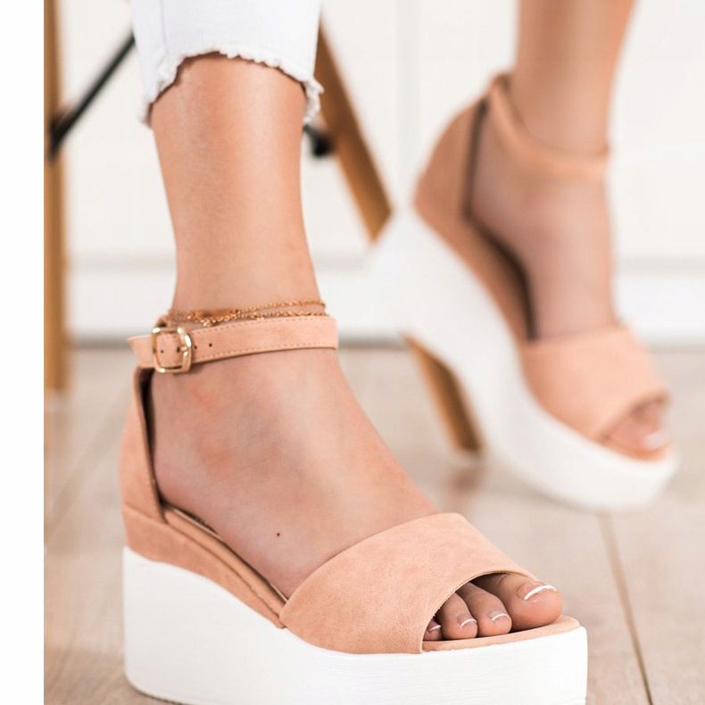 Comer Sandales légères sur la plate-forme beige 2