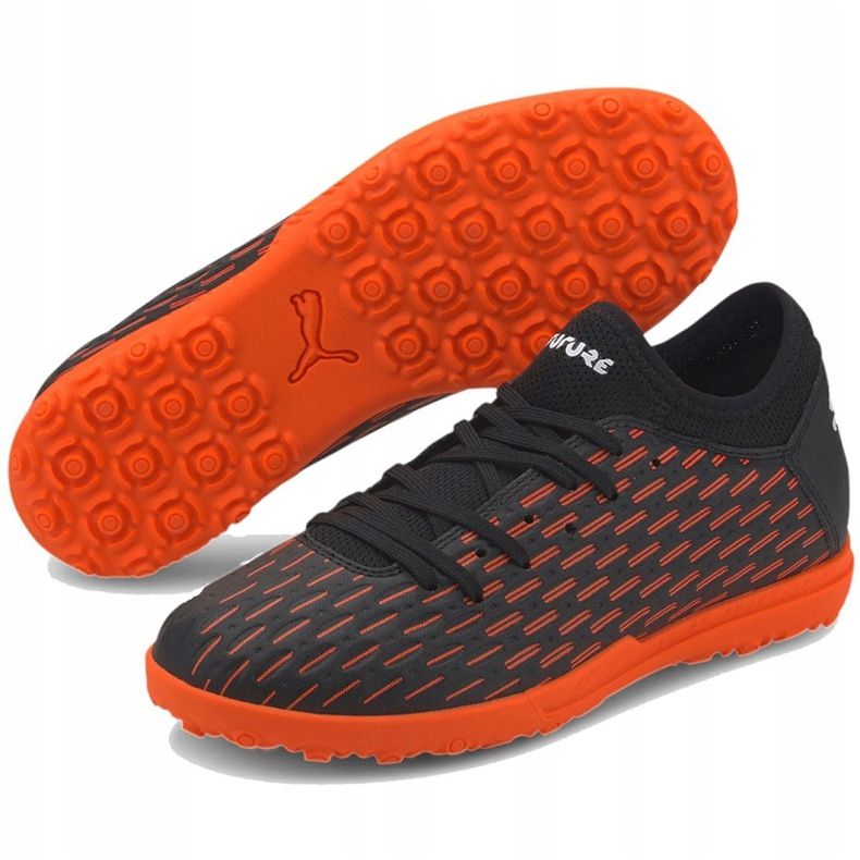 Chaussures de foot Puma Future 6.4 Tt Jr 106209 01 bleu, noir, orange le noir 2 Chaussures de foot Puma Future 6.4 Tt Jr 106209 01 bleu, noir, orange le noir 2