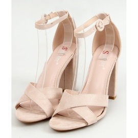 Sandales sur le poteau beige TU133P Beige 1