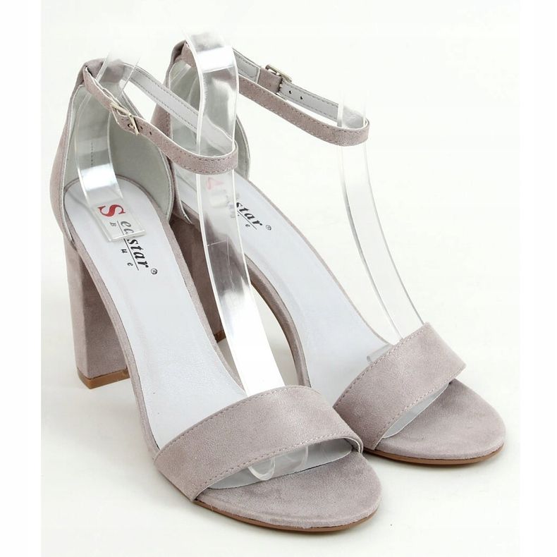 Sandales grises sur le poteau AF03P Gris 1 Sandales grises sur le poteau AF03P Gris 1